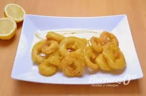 calamares a la romana con harina de trigo y arroz