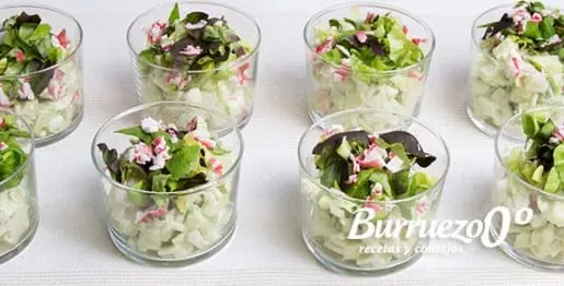 Ensalada de manzana y ápio.