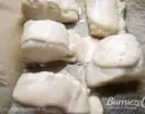 Lomo de bacalao gratinado sobre lecho de espinacas y piñones