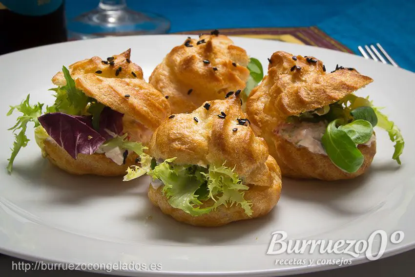 Como hacer pasta choux facil, rellena de dulce o salado, de Burruezo congelados.