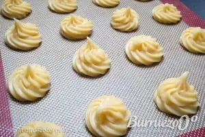 Pasta choux en el horno 20-25 minutos.