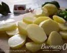 Patatas en caldo con bacalao, huevo y ajoaceite