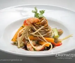 Espaguetis salteados con gambas de Burruezo congelados
