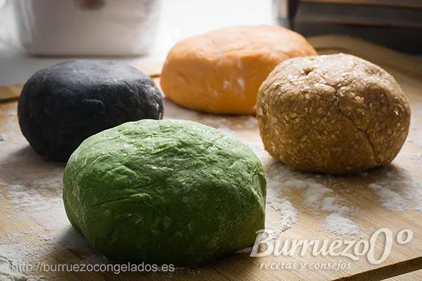 Pasta fresca con albahaca , tinta de calamar, espinacas, ...