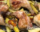 Cuartos traseros de pollo asados al horno con patatas